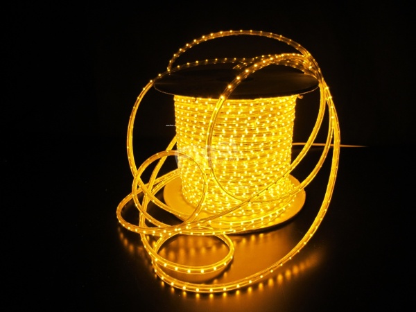 Трёхпроводный светодиодный дюралайт круглый чейзинг  желтый